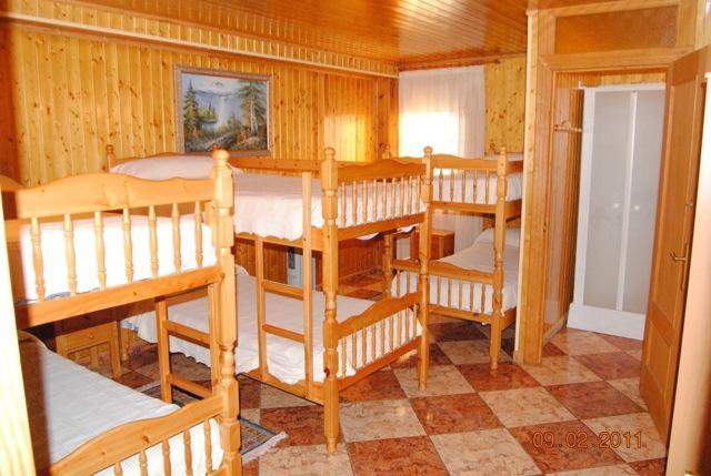 Bungalows & Albergue La Playa 로그로노 외부 사진